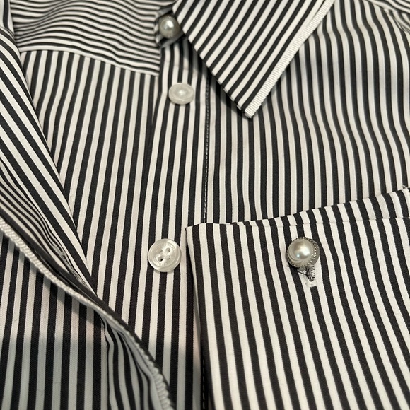 WHBM Striped grey/white long sleeve Top Sz 2 NWT - Picture 4 of 7